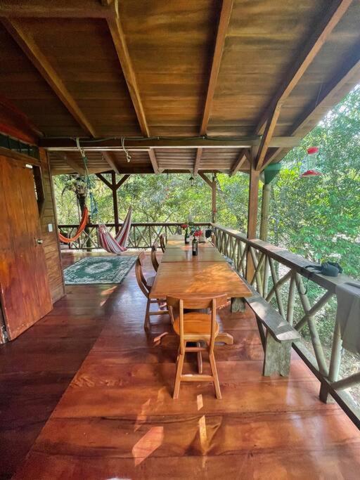 Caoni Riverside Lodge Пуэрто-Кито Экстерьер фото