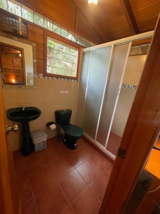 Caoni Riverside Lodge Пуэрто-Кито Экстерьер фото