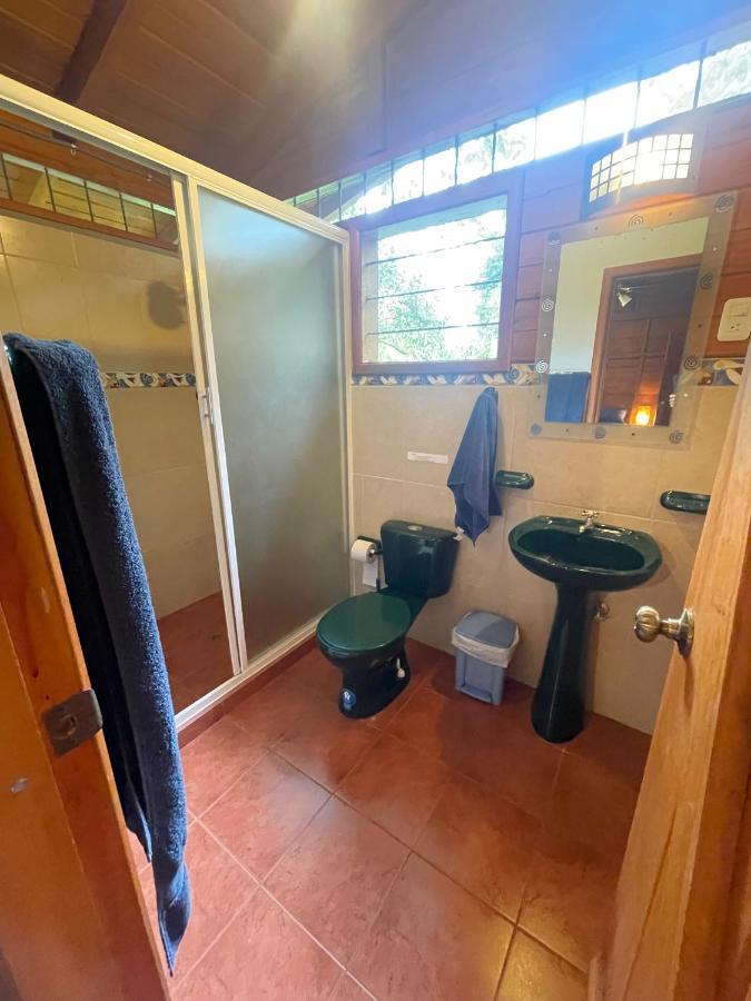 Caoni Riverside Lodge Пуэрто-Кито Экстерьер фото